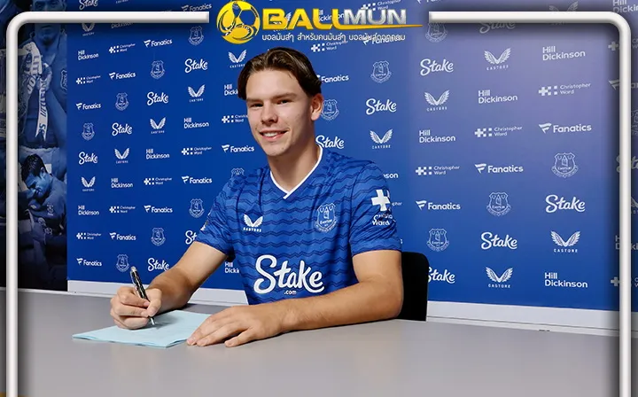 ดูบอลสด ทอฟฟี่ เฮเซ็นดาวเตะพรสวรรค์สูง ไทเลอร์ ดิบลิ่ง จากนักบุญ เสริมทัพเรียบร้อย ด้วยสัญญา 4 ปี