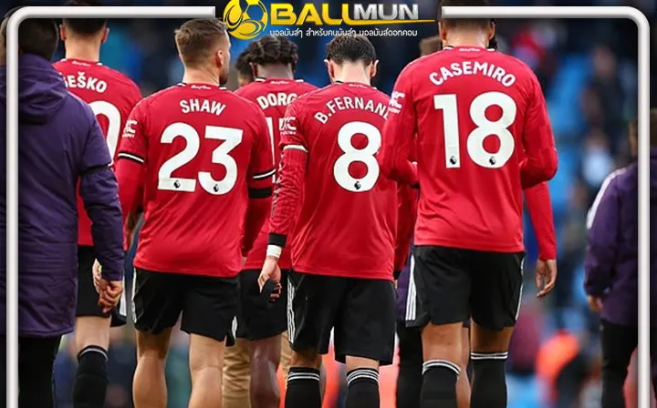 ดูบอลสด สื่อเผย มีนักเตะผีเริ่มไม่เชื่อมั่นในระบบ 3-4-2-1 ที่อโมริมวางไว้ หลังผลลัพธ์สุดพัง